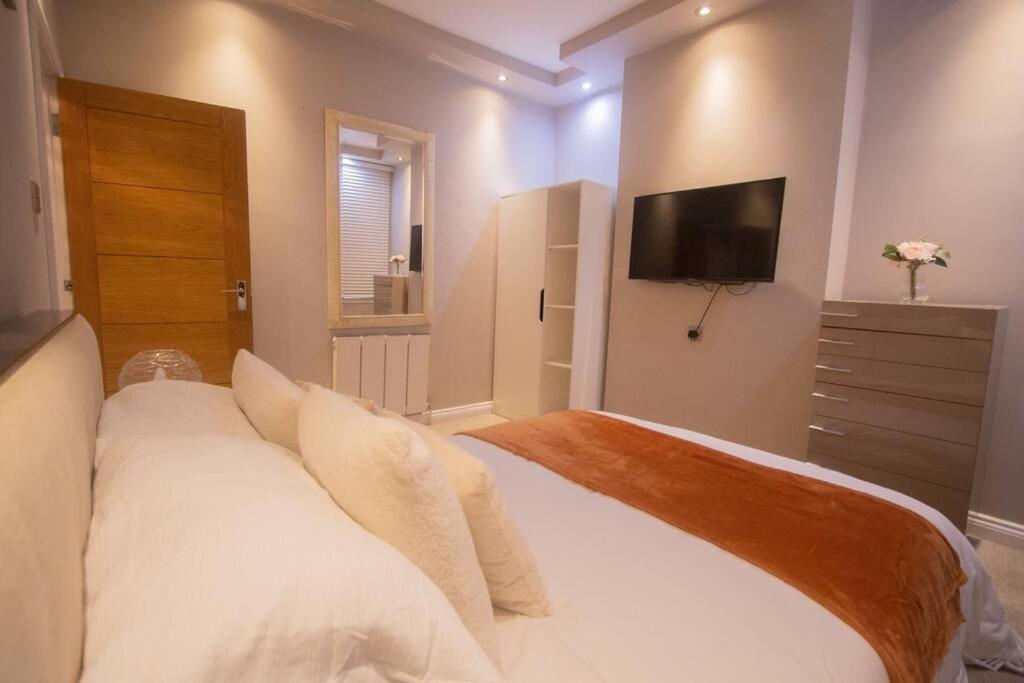 Oikoshomes Three Bedroom Flat In London Exterior photo